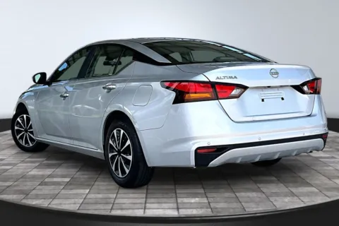 More photos of 2023 Nissan Altima 2.5 S at M&J Auto Sales and Service, FL