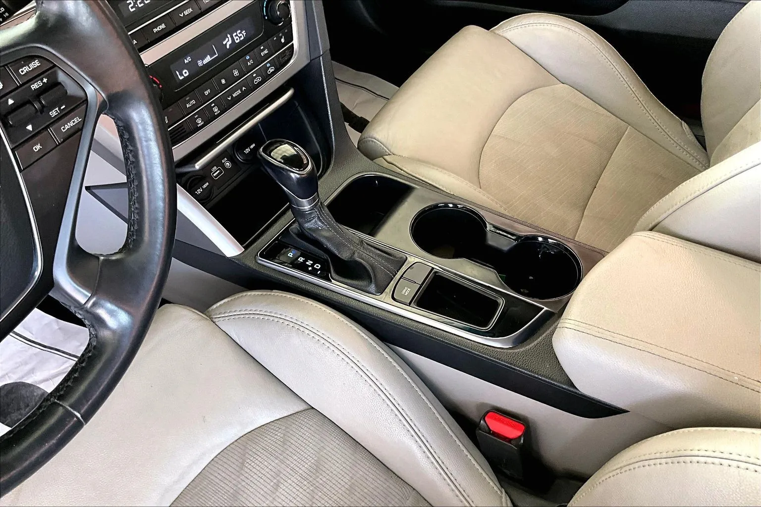 Hyundai Sonata photo 15