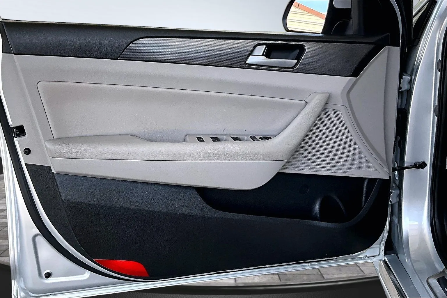 Hyundai Sonata photo 17