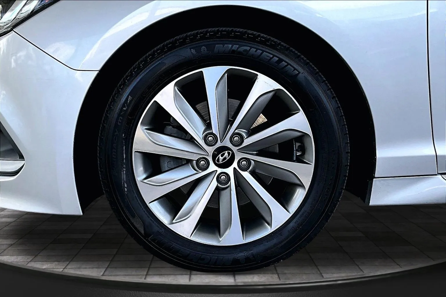 Hyundai Sonata photo 30