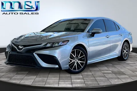 Silver 2023 Toyota Camry for sale in Jacksonville, FL
