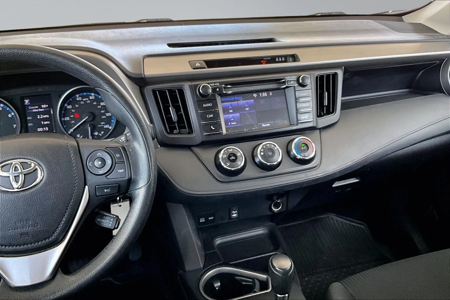 Toyota RAV4 photo 9