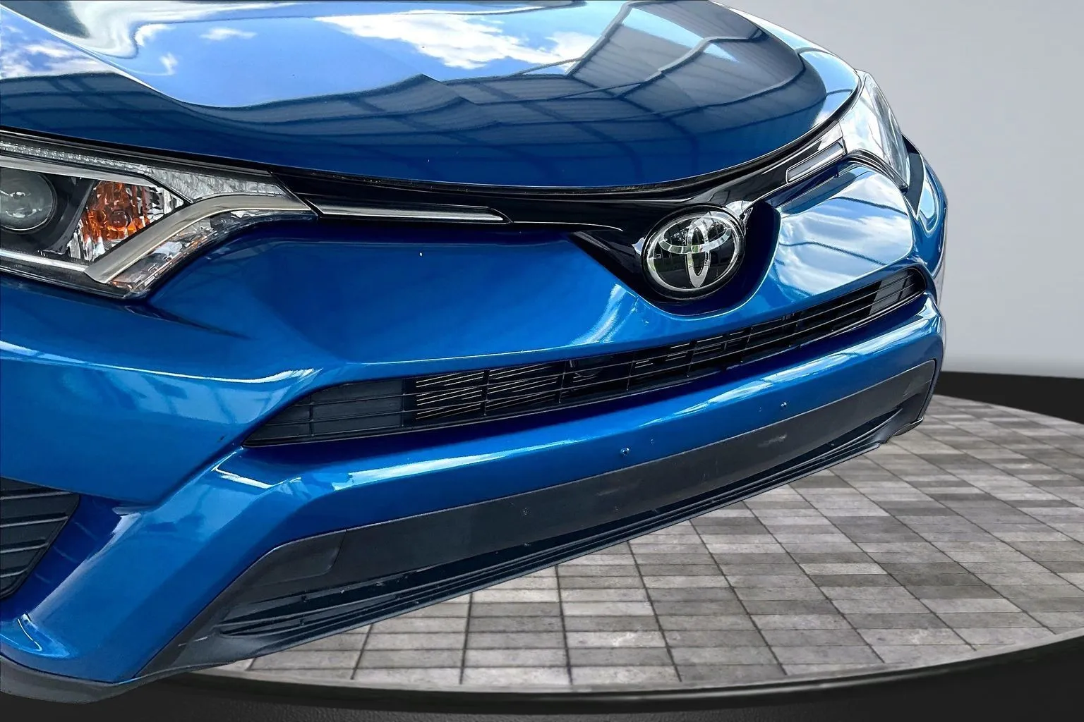 Toyota RAV4 photo 29
