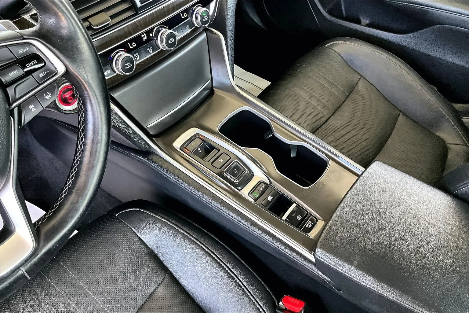 Honda Accord photo 15