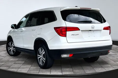 More photos of 2017 Honda Pilot EX at M&J Auto Sales and Service, FL