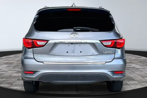 More photos of 2017 INFINITI QX60 at M&J Auto Sales and Service, FL