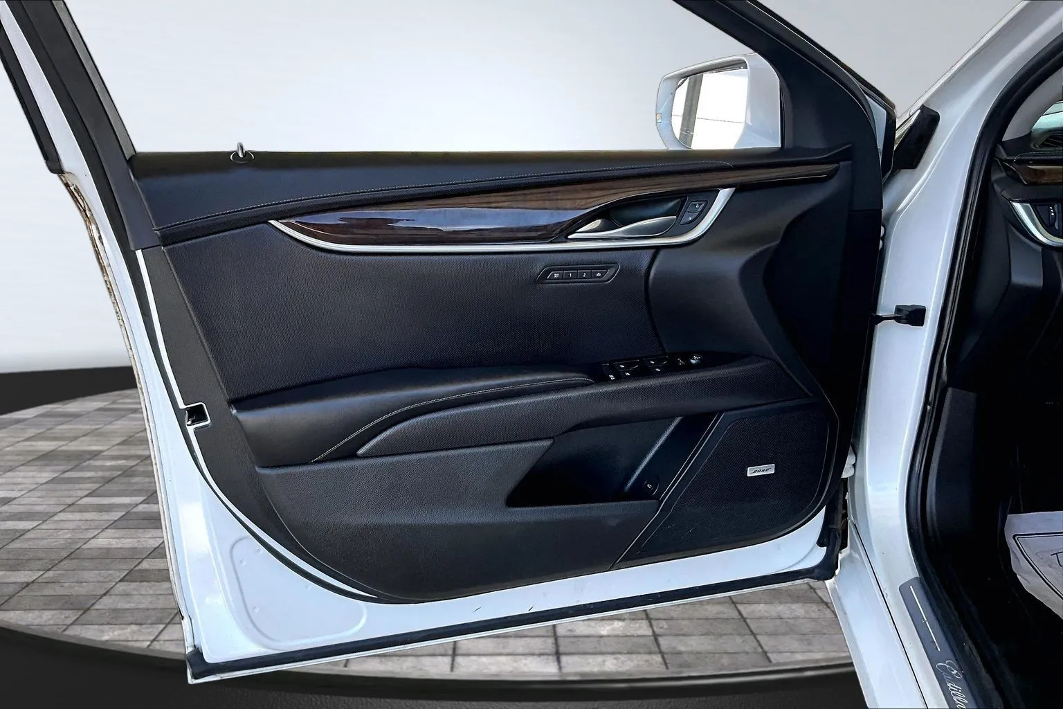 Cadillac XTS photo 17