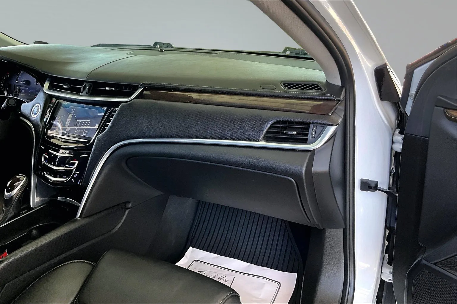 Cadillac XTS photo 23