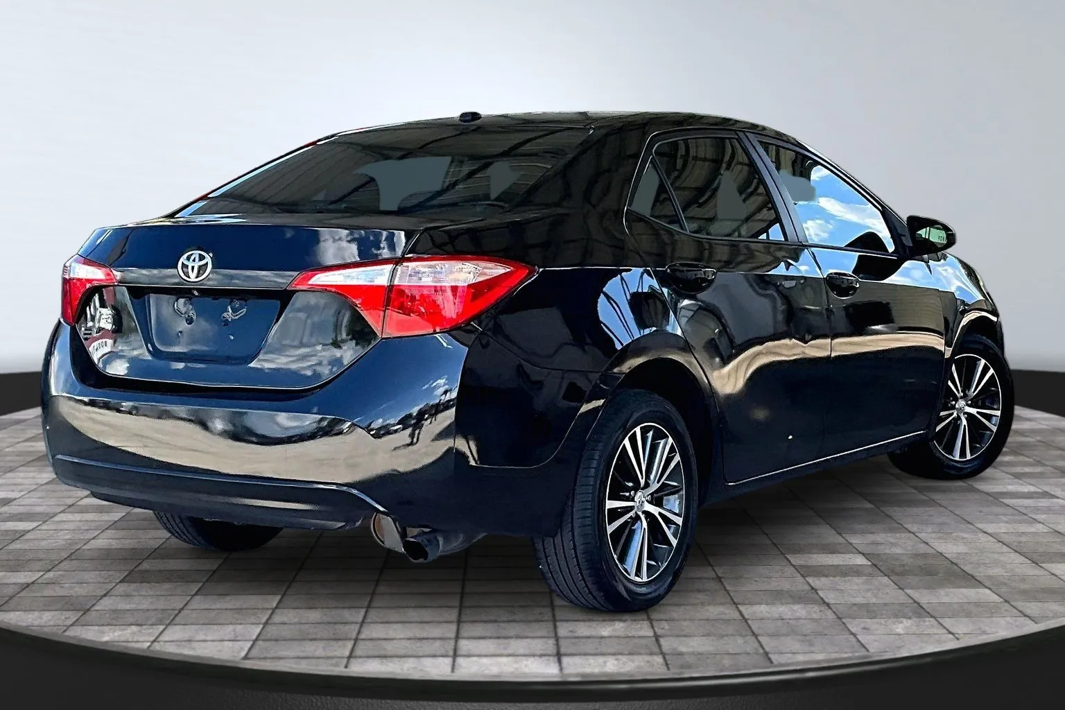 Toyota Corolla photo 6