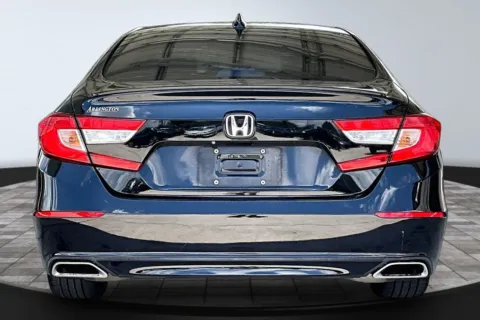More photos of 2018 Honda Accord Sport at M&J Auto Sales and Service, FL