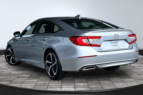 More photos of 2018 Honda Accord Sport at M&J Auto Sales and Service, FL