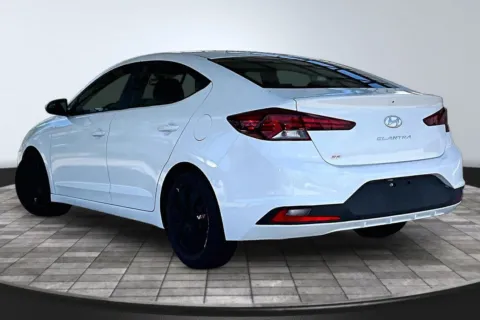 More photos of 2019 Hyundai ELANTRA SE at M&J Auto Sales and Service, FL