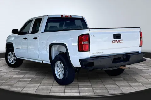 More photos of 2014 GMC Sierra 1500 at M&J Auto Sales and Service, FL