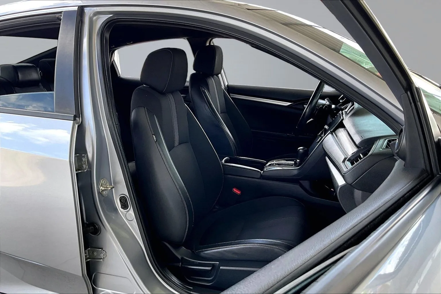 Honda Civic photo 25