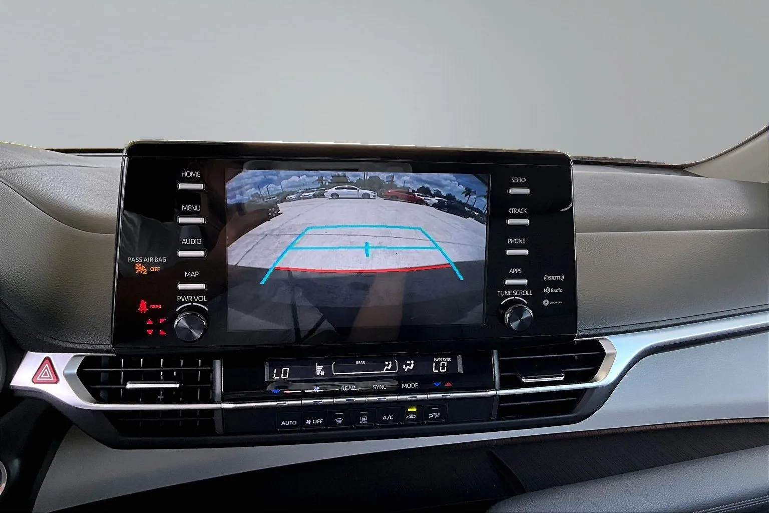 Toyota Sienna photo 13
