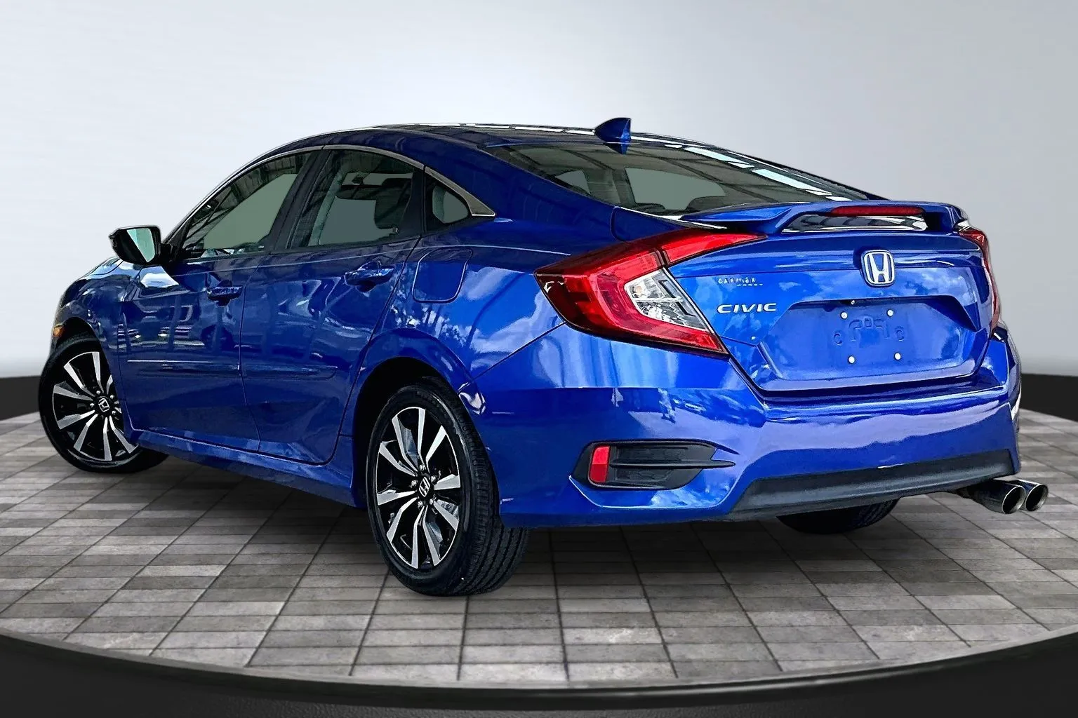 Honda Civic photo 4