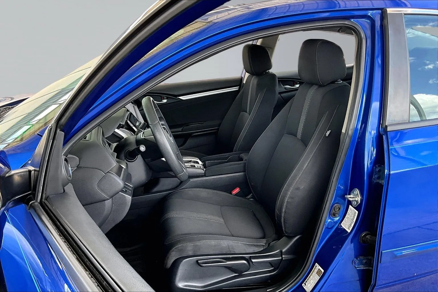 Honda Civic photo 18