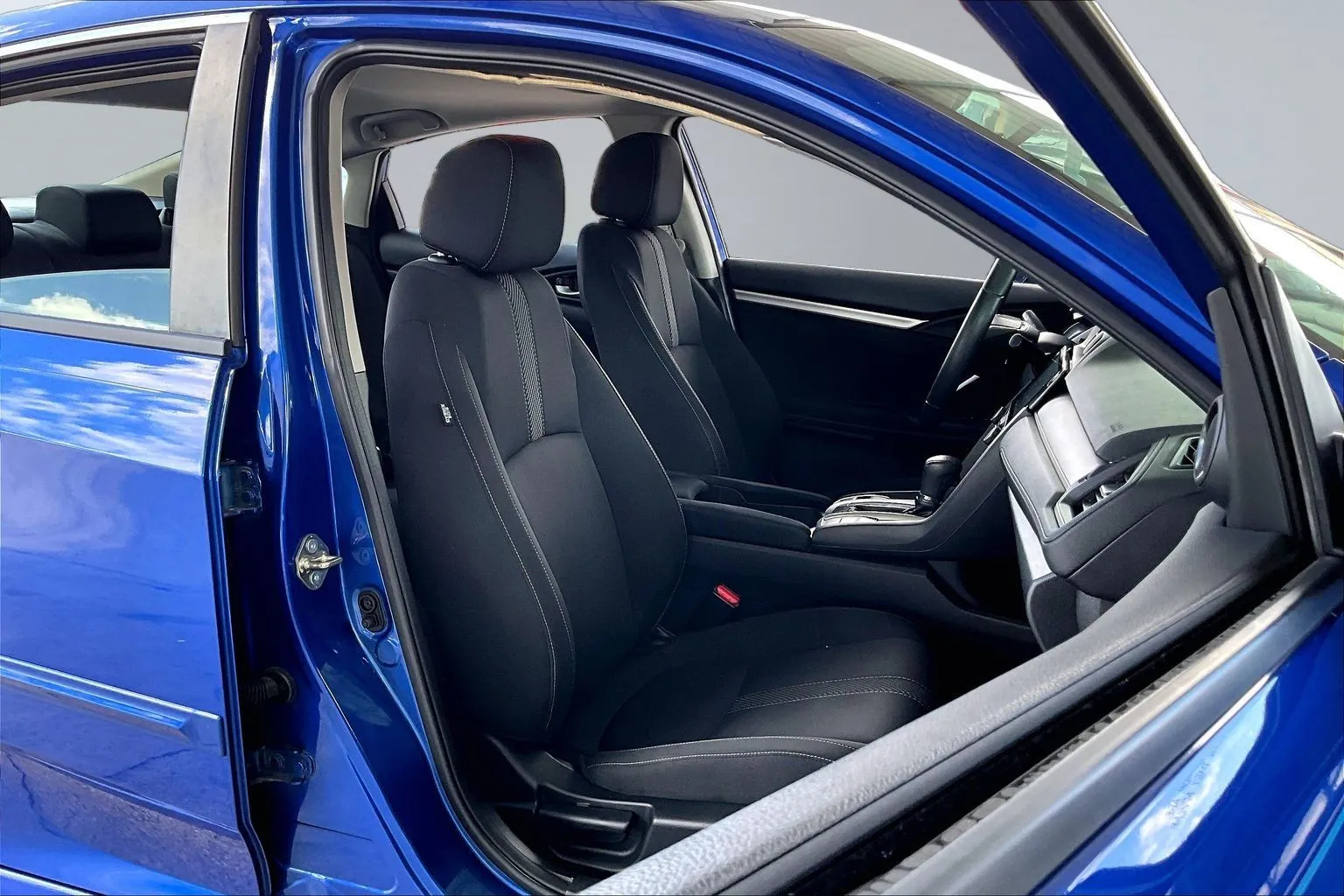 Honda Civic photo 26