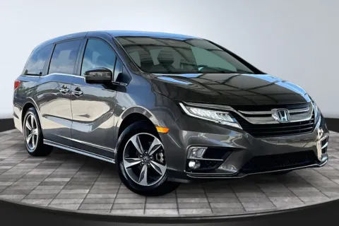 Another view of 2018 Honda Odyssey Touring for sale in Jacksonville, FL at M&J Auto Sales and Service