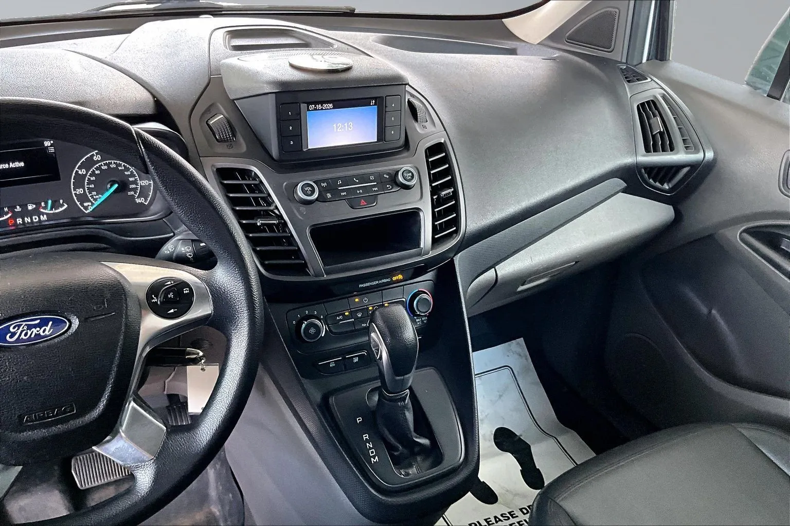 Ford Transit Connect photo 9