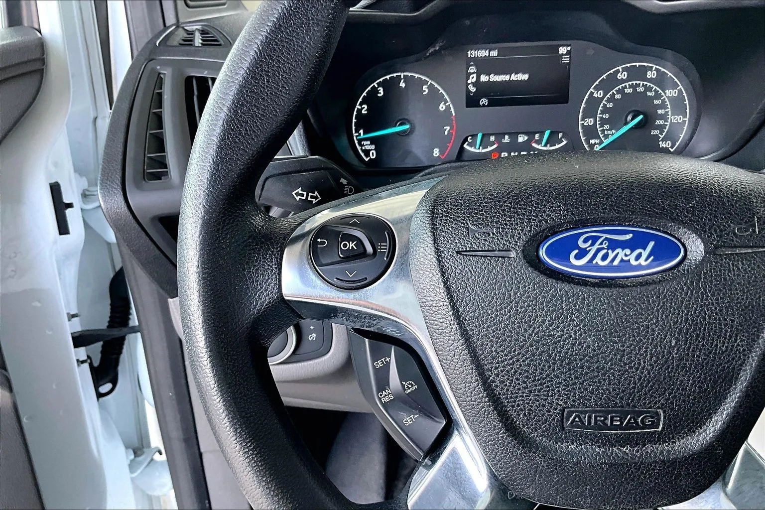 Ford Transit Connect photo 10