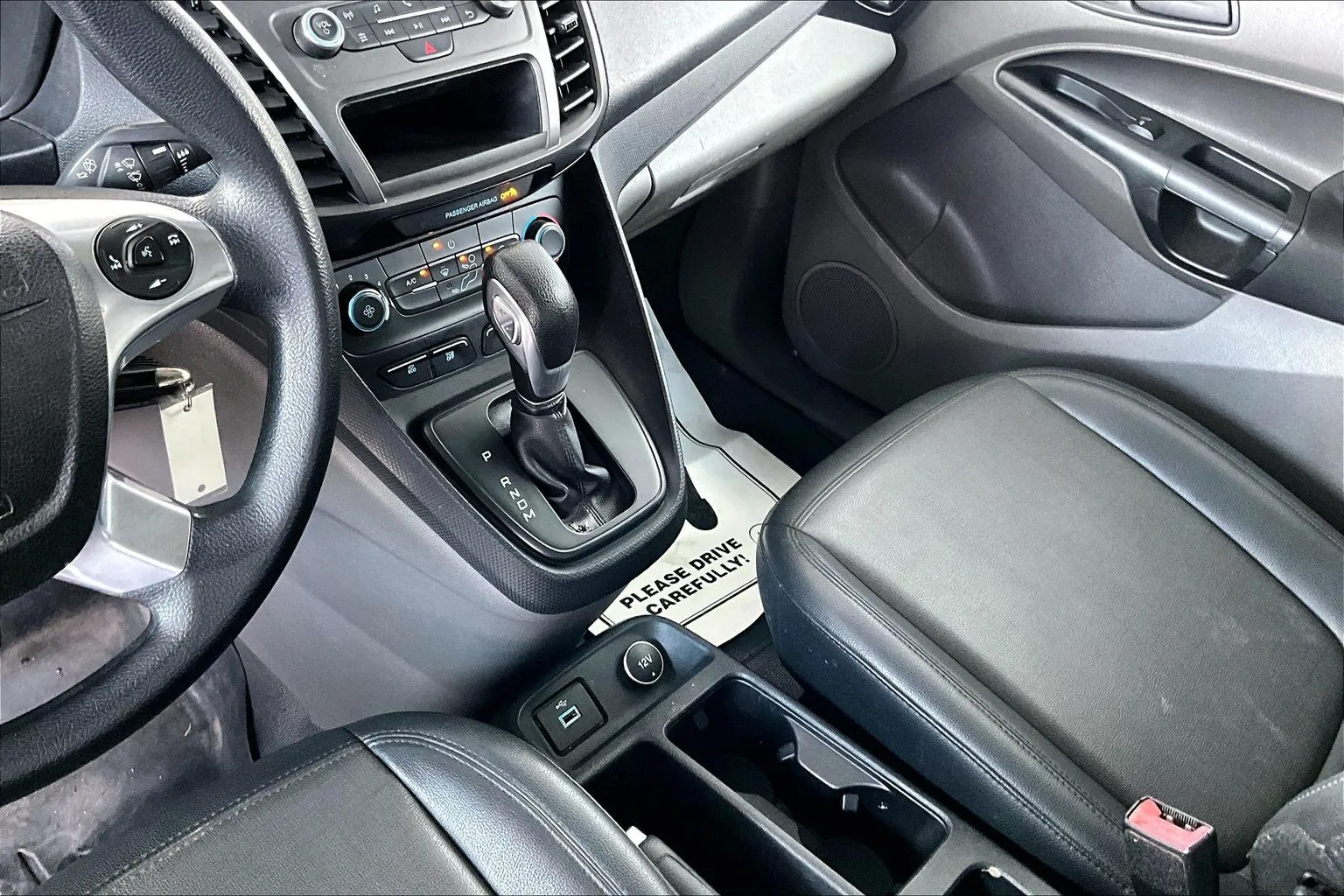 Ford Transit Connect photo 15