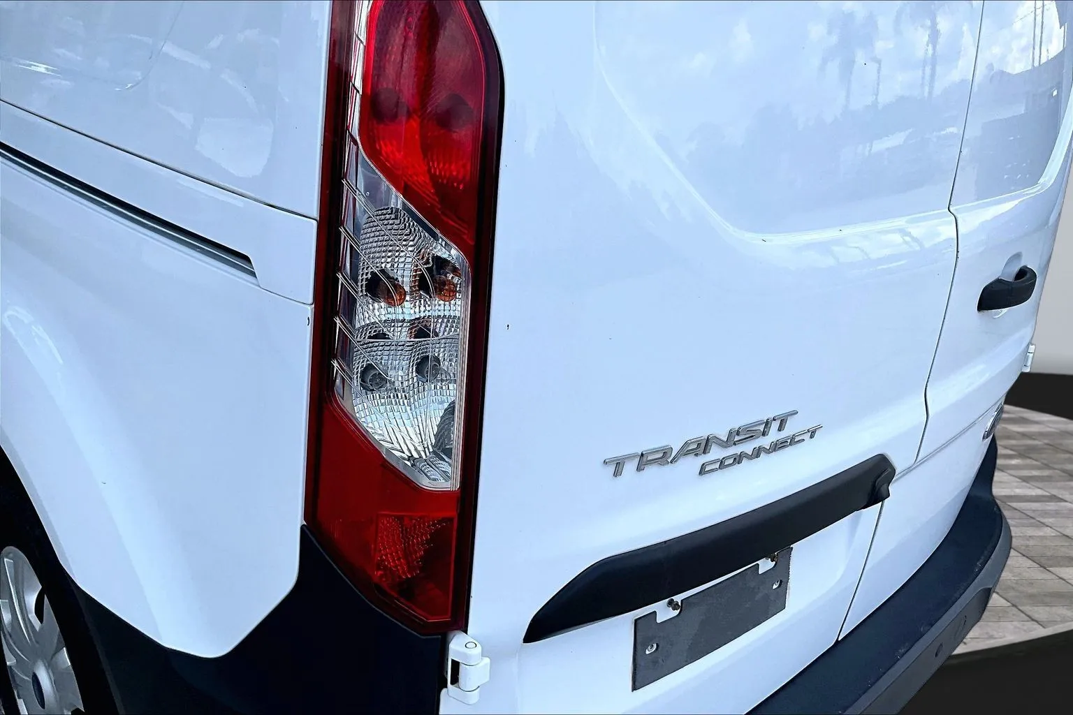 Ford Transit Connect photo 20