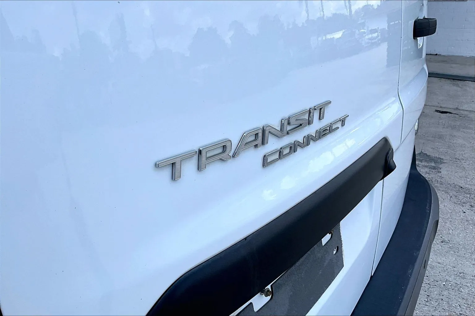 Ford Transit Connect photo 21