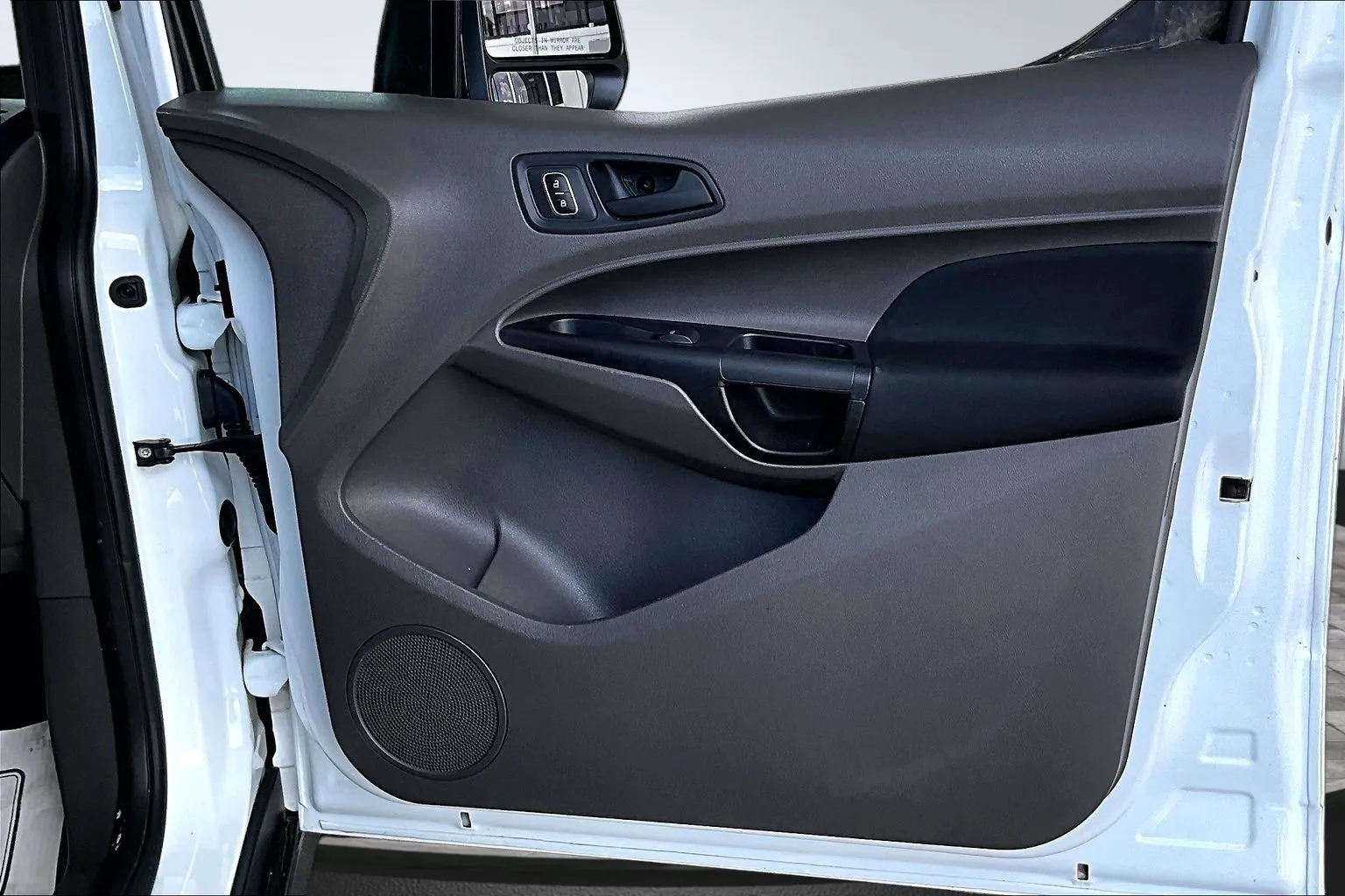 Ford Transit Connect photo 24