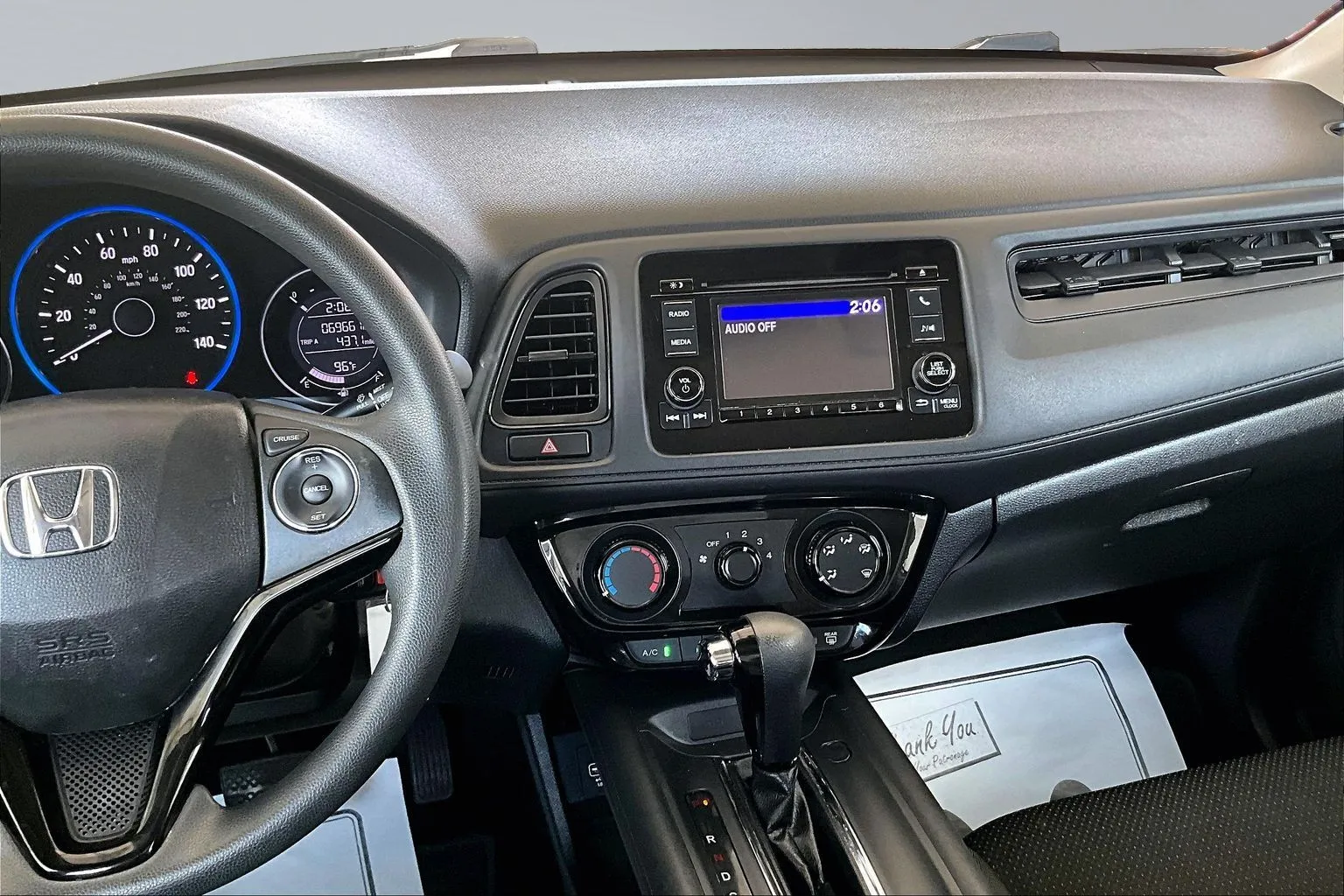 Honda HR-V photo 9