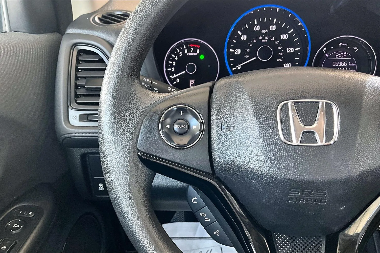 Honda HR-V photo 10