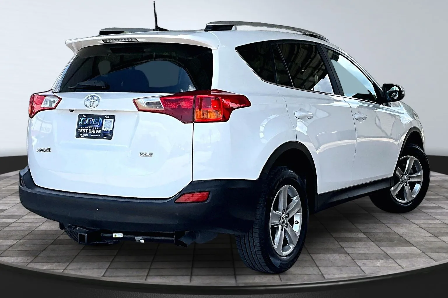 Toyota RAV4 photo 6