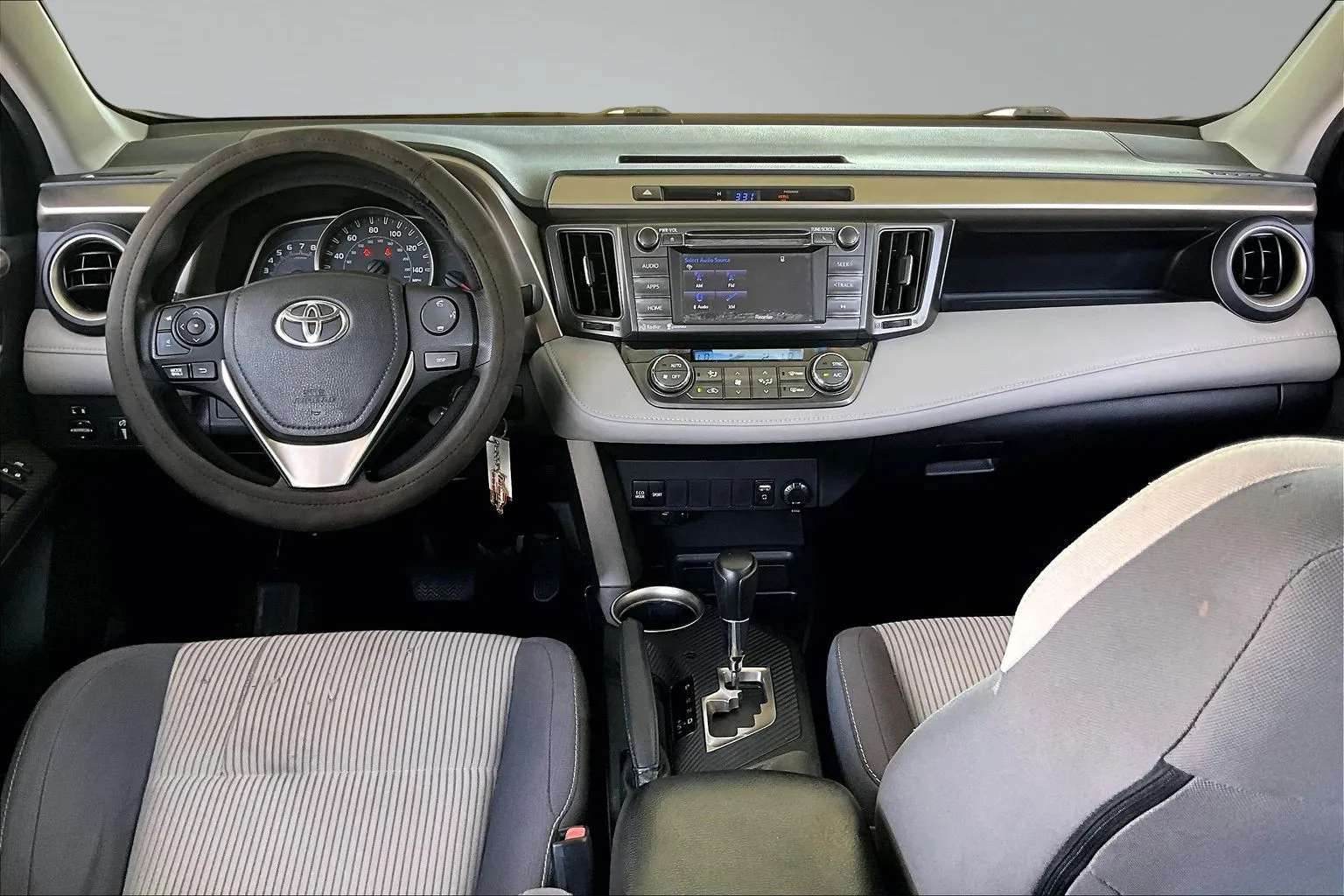 Toyota RAV4 photo 7
