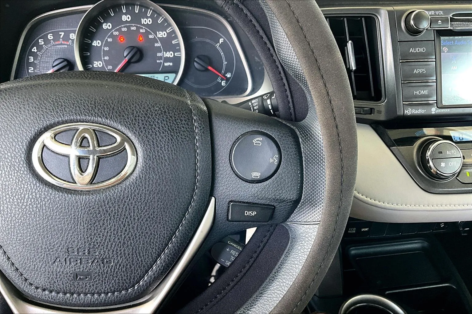 Toyota RAV4 photo 11