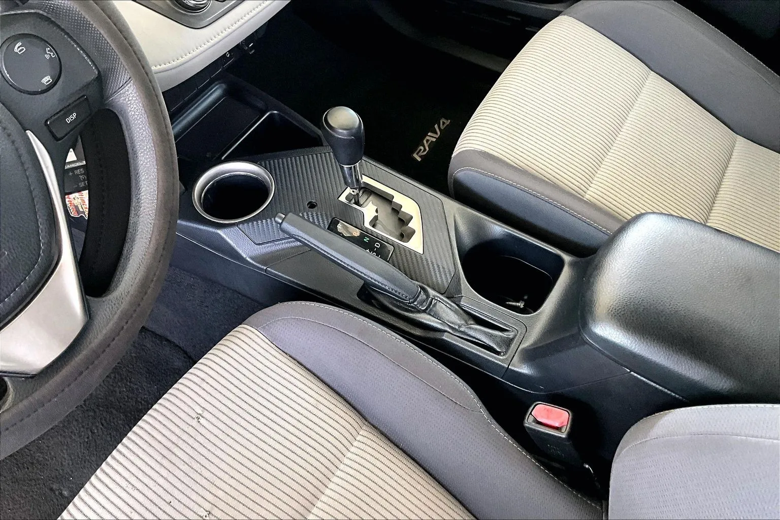 Toyota RAV4 photo 15