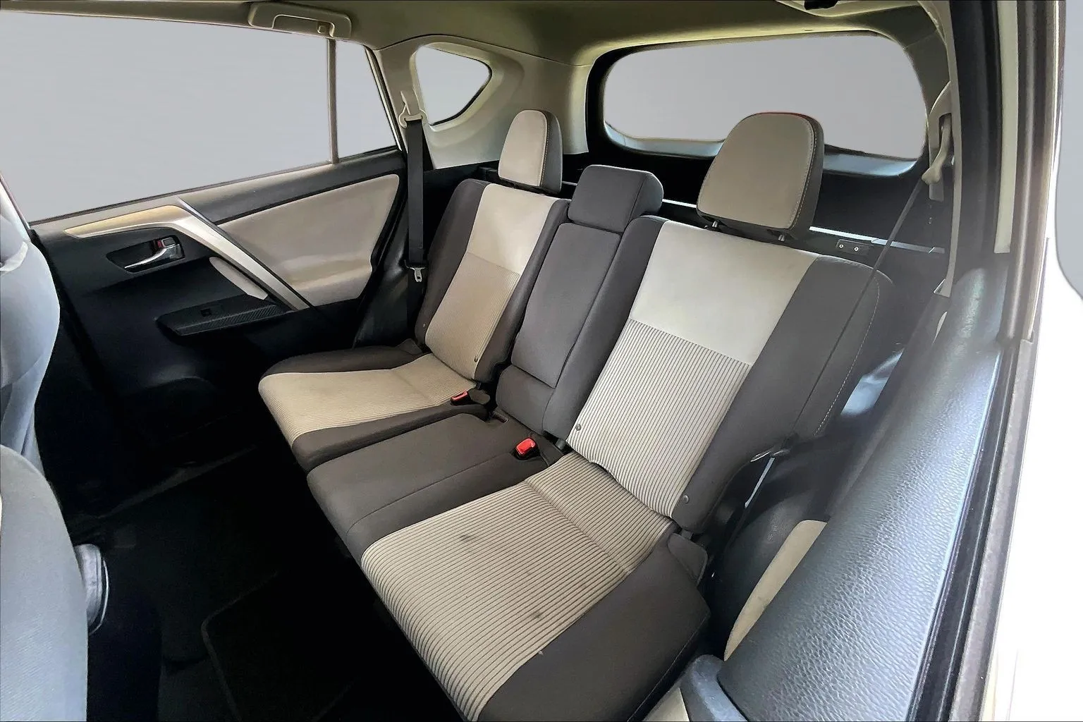 Toyota RAV4 photo 19