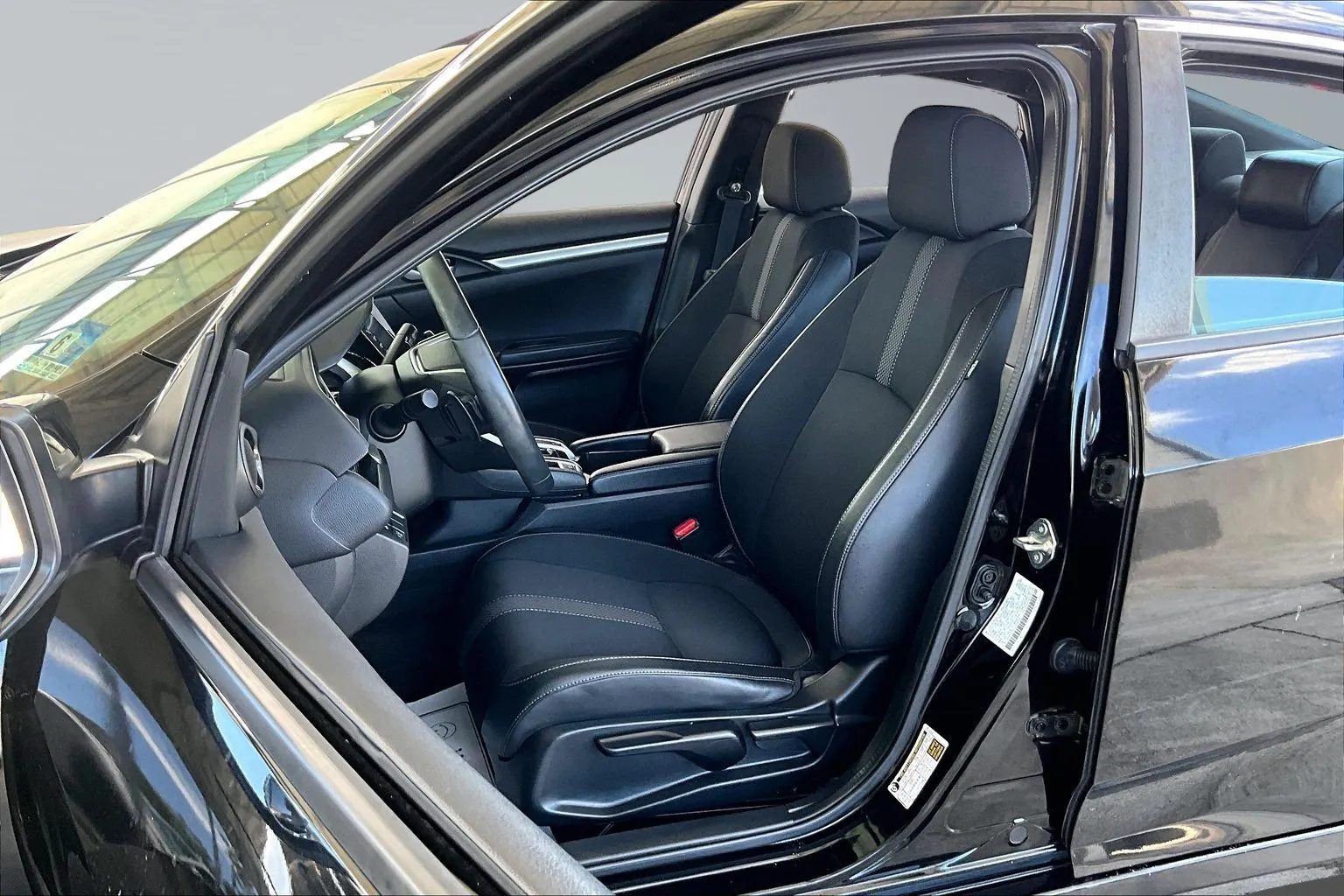 Honda Civic photo 18