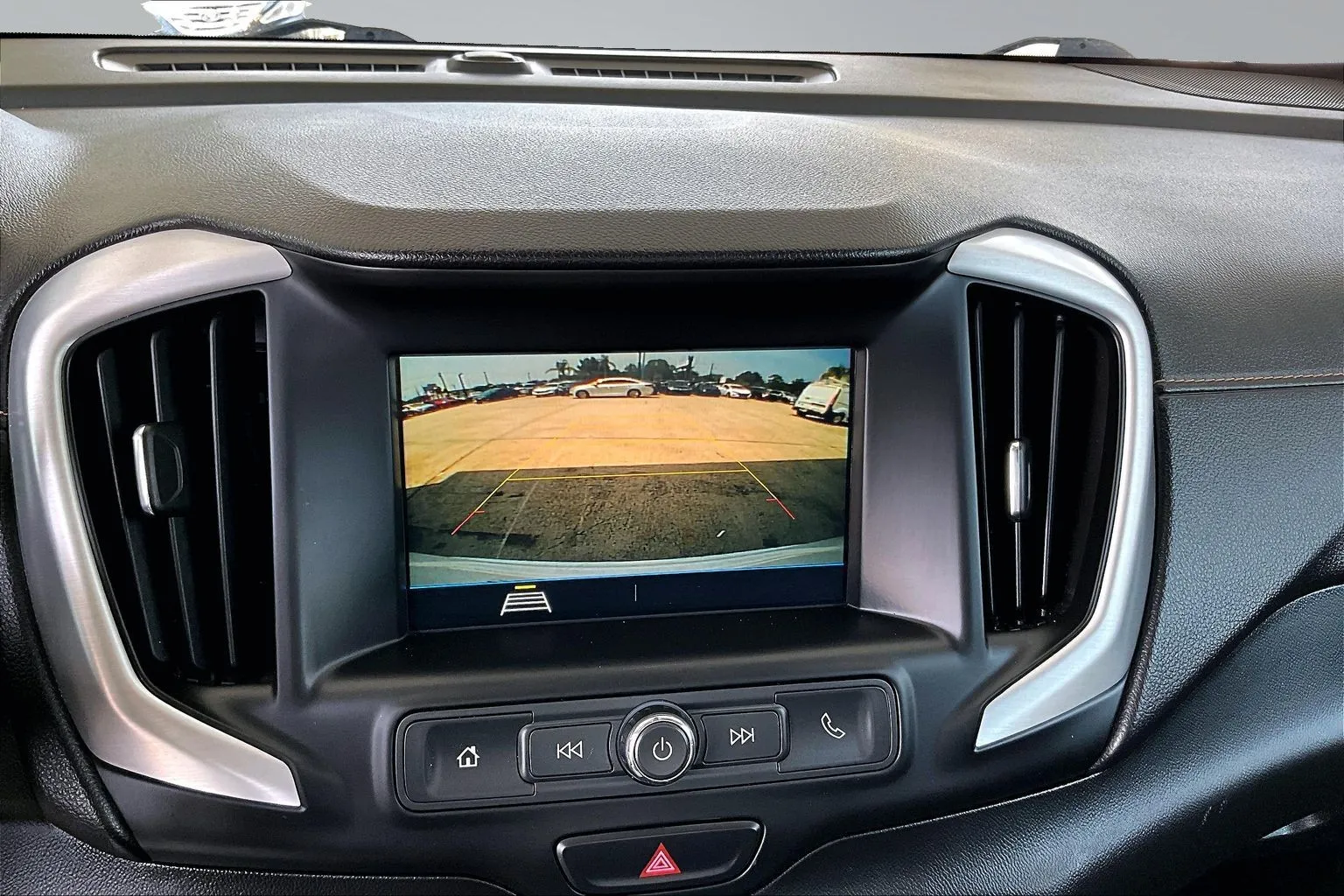 GMC Terrain photo 13