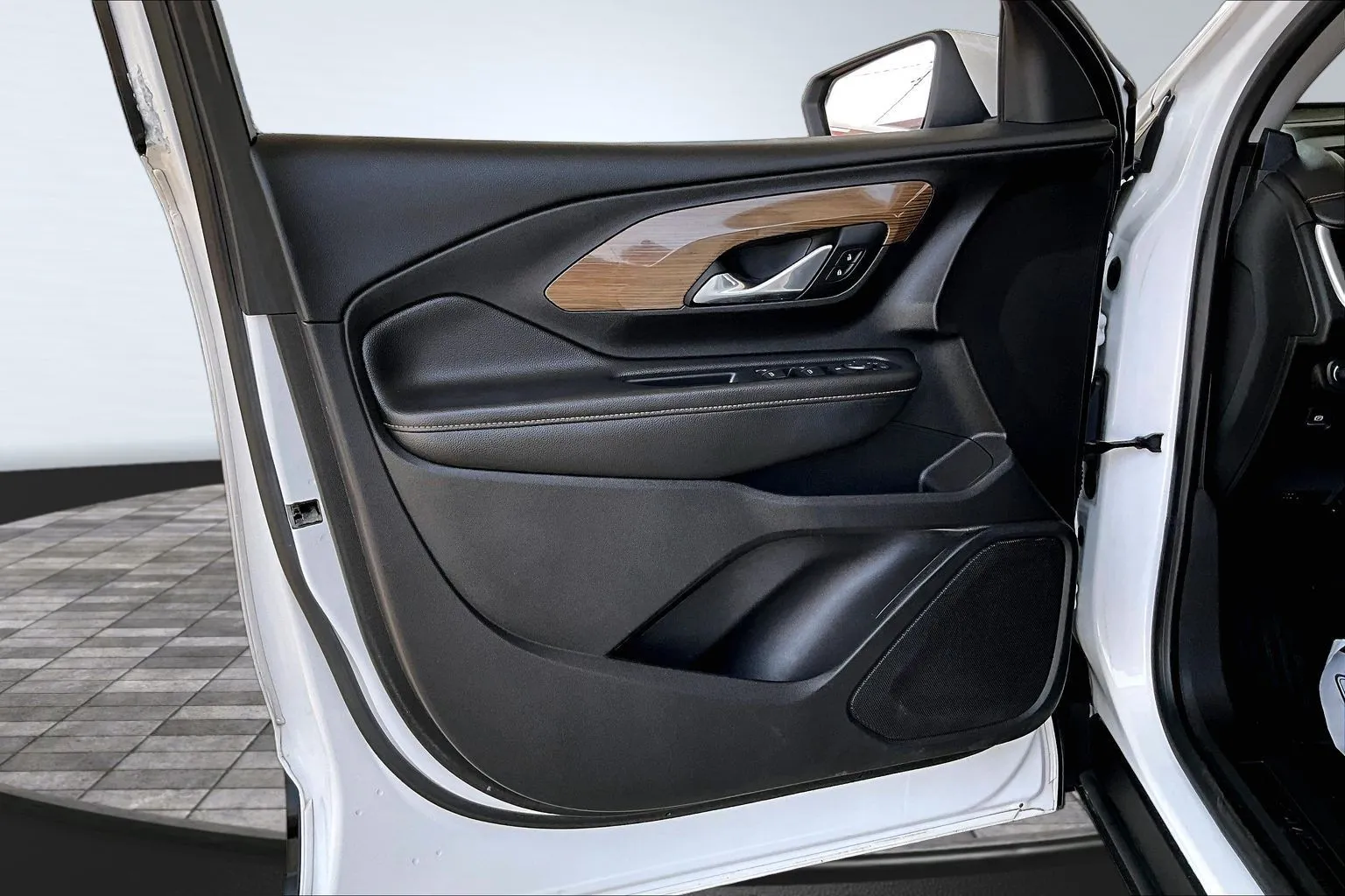 GMC Terrain photo 17