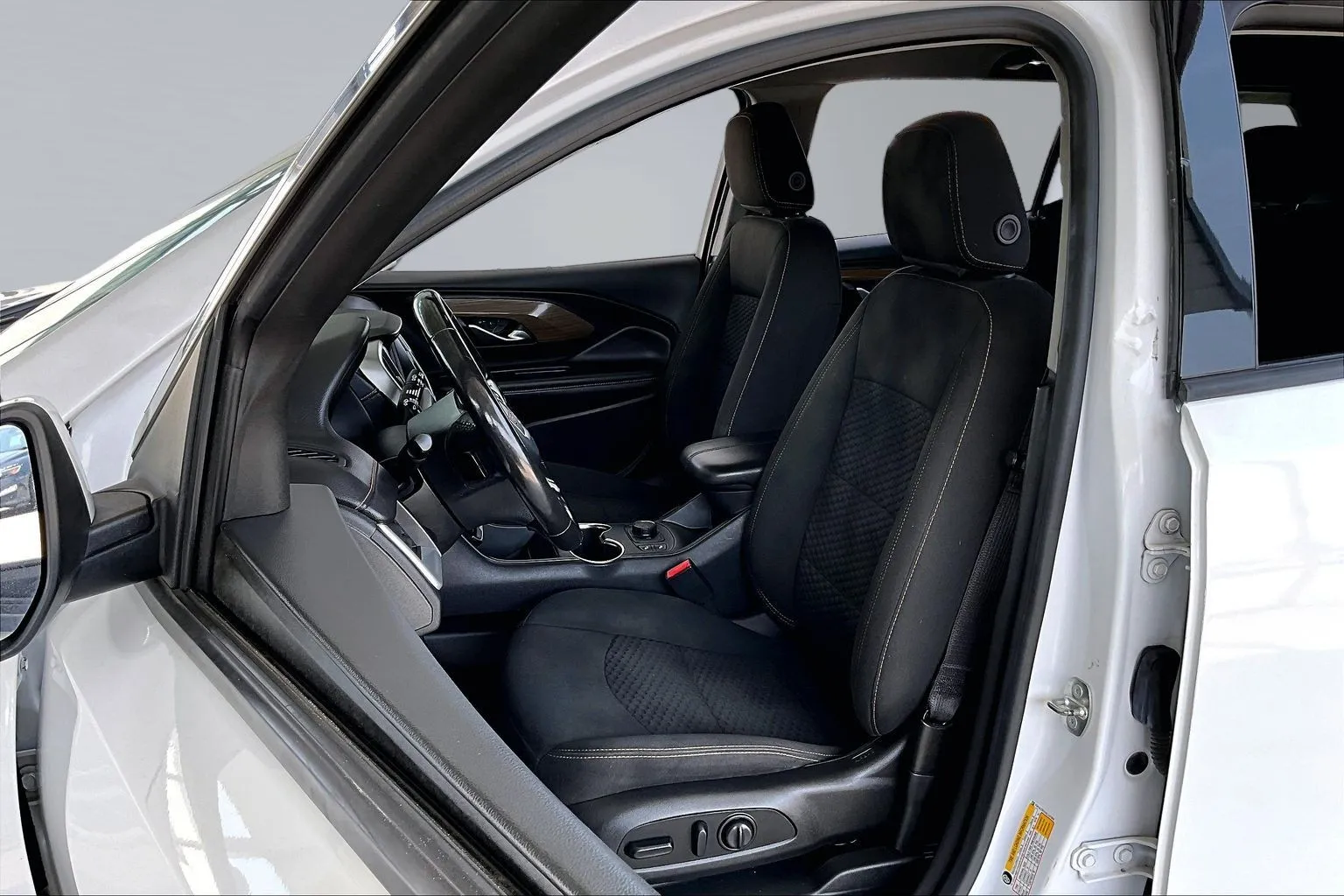 GMC Terrain photo 18