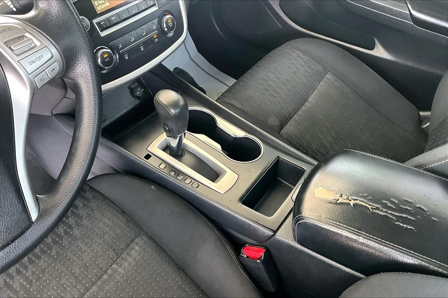 Nissan Altima photo 15