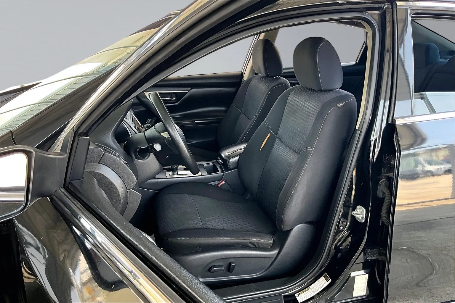 Nissan Altima photo 18