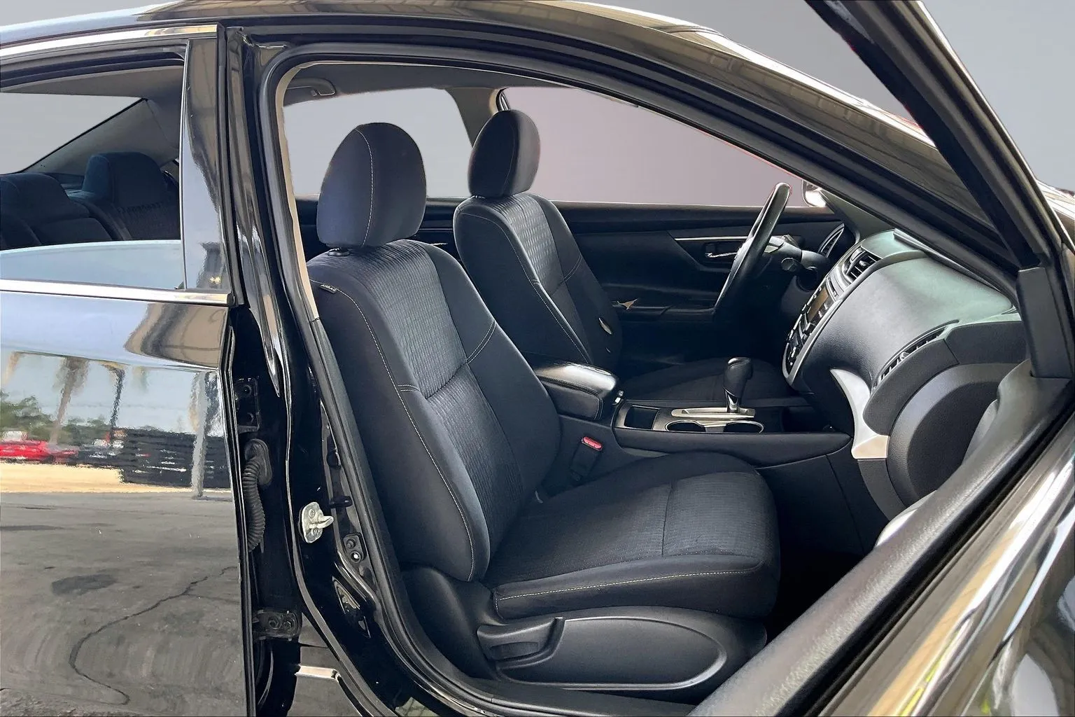 Nissan Altima photo 25