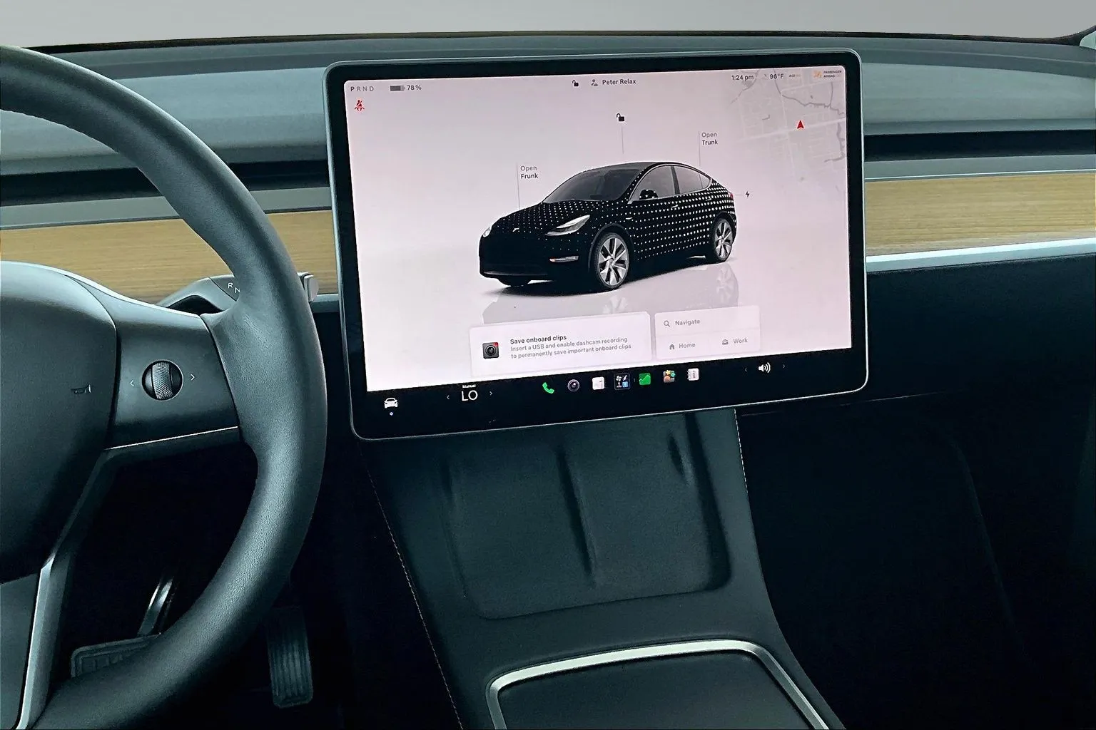 Tesla Model Y photo 9