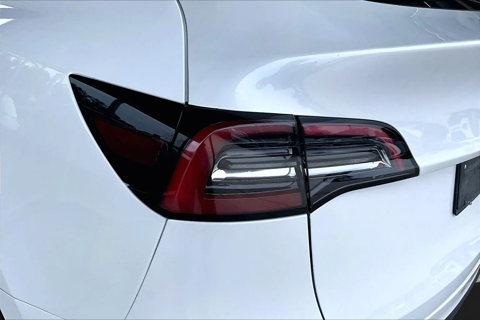 Tesla Model Y photo 20