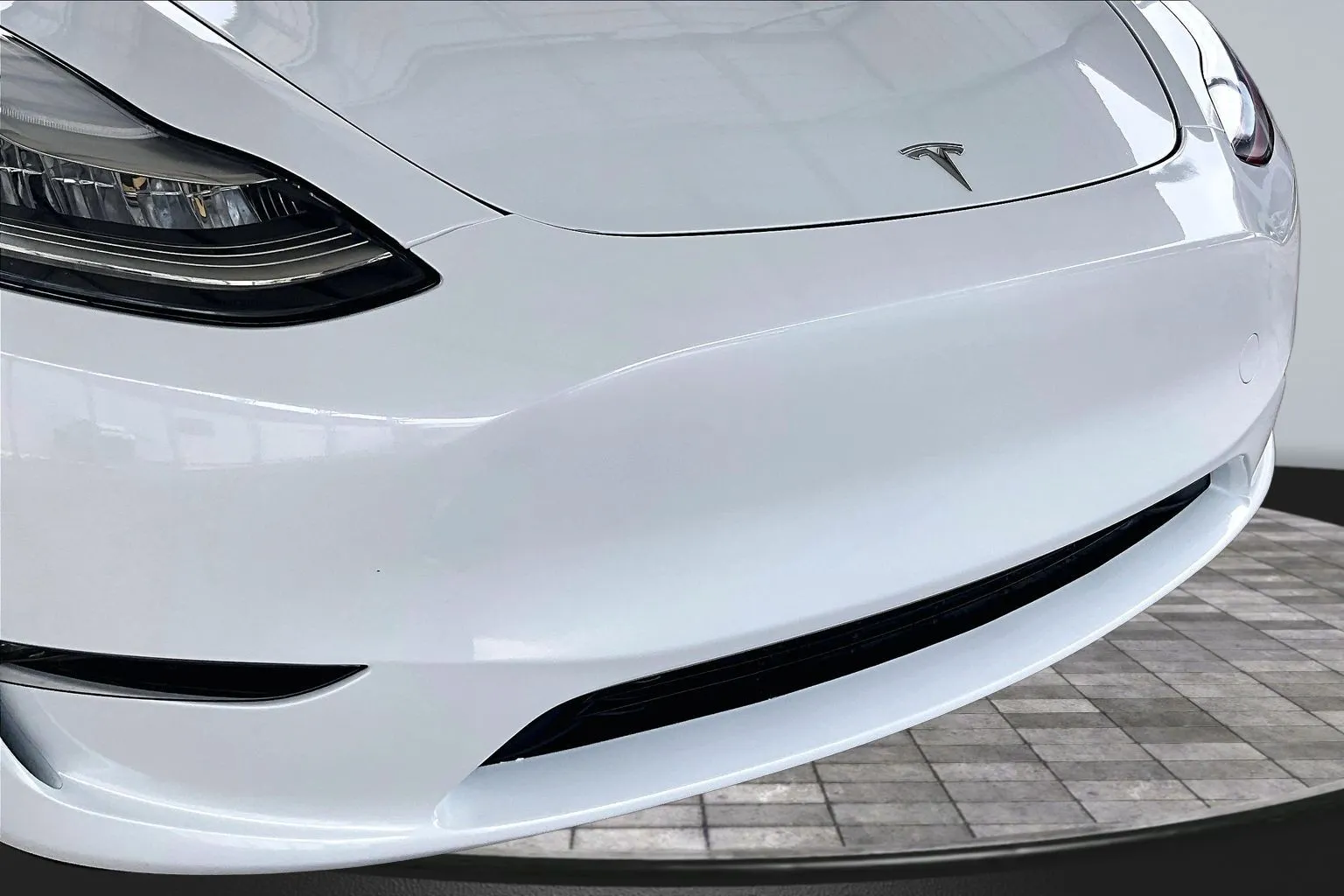 Tesla Model Y photo 30