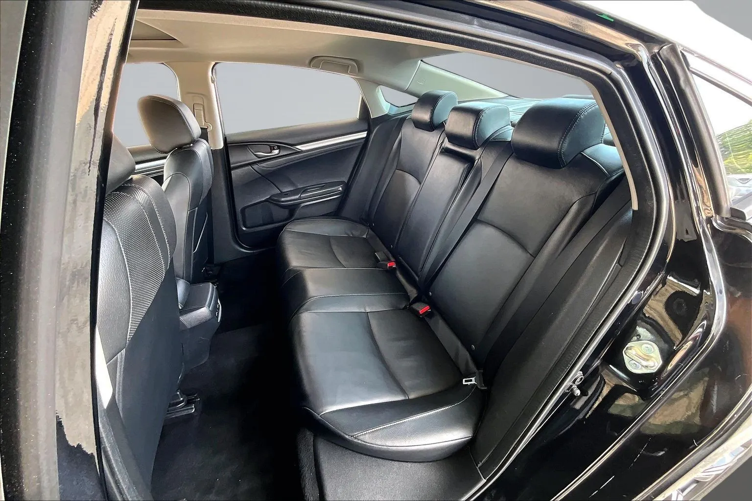 Honda Civic photo 19