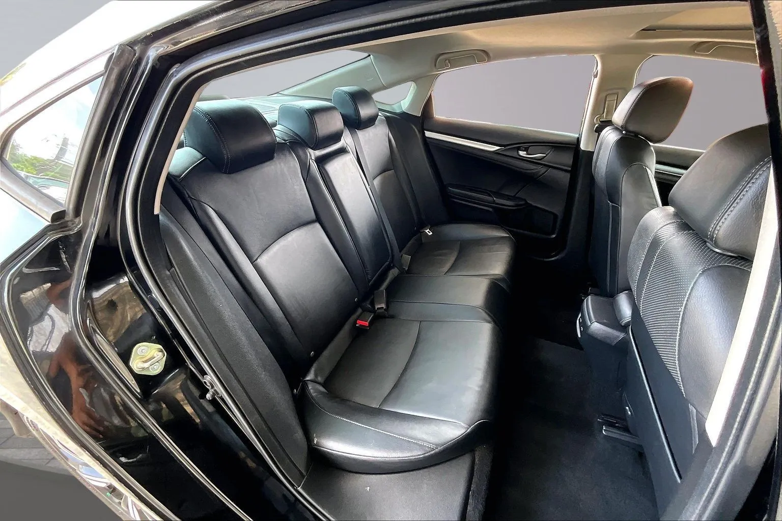 Honda Civic photo 22