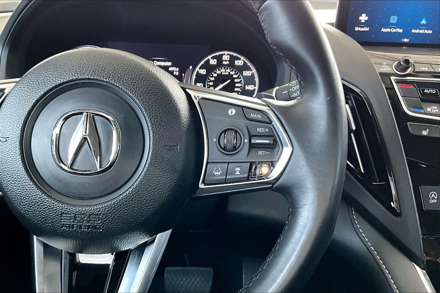Acura RDX photo 11