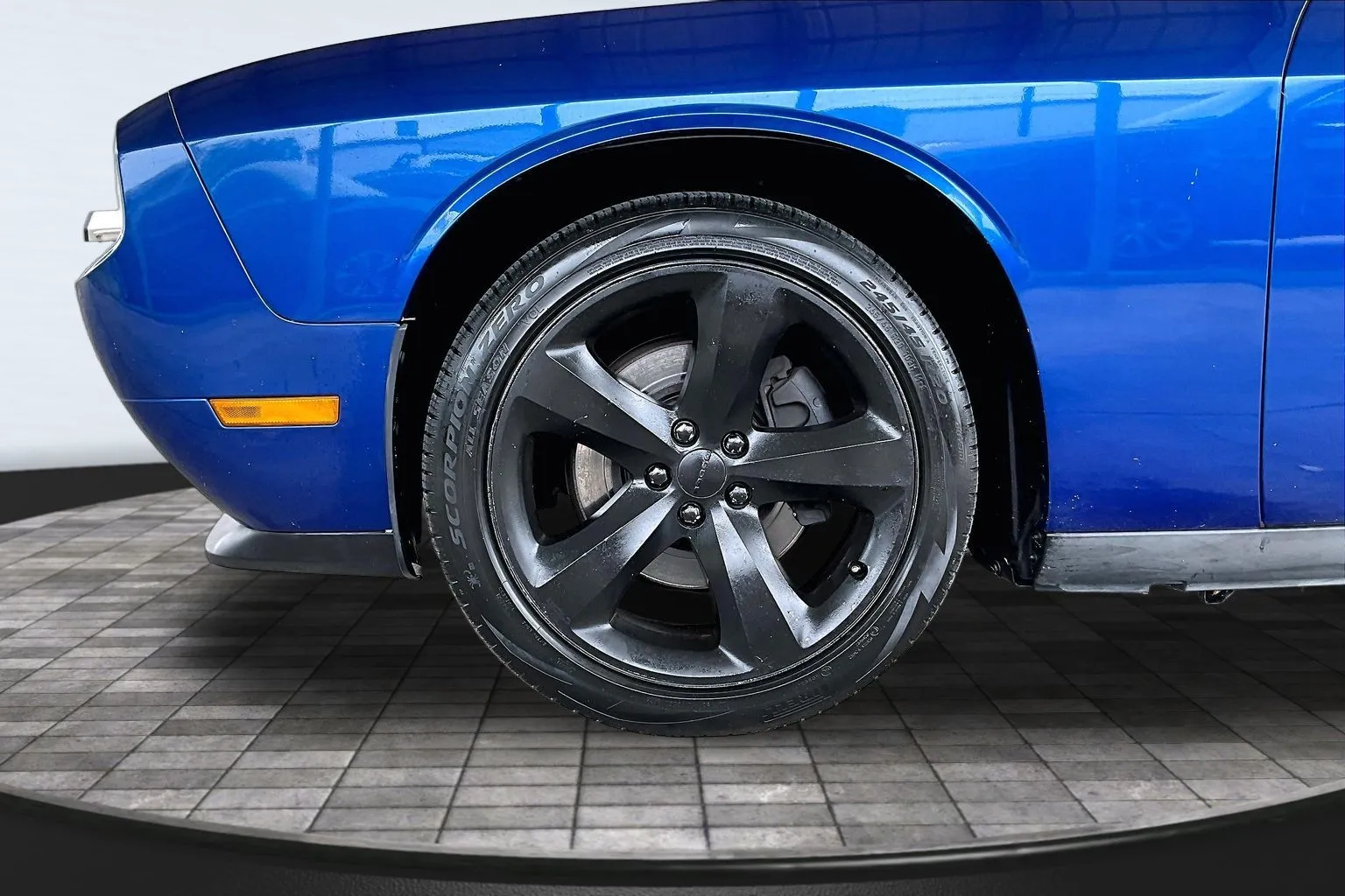 Dodge Challenger photo 30